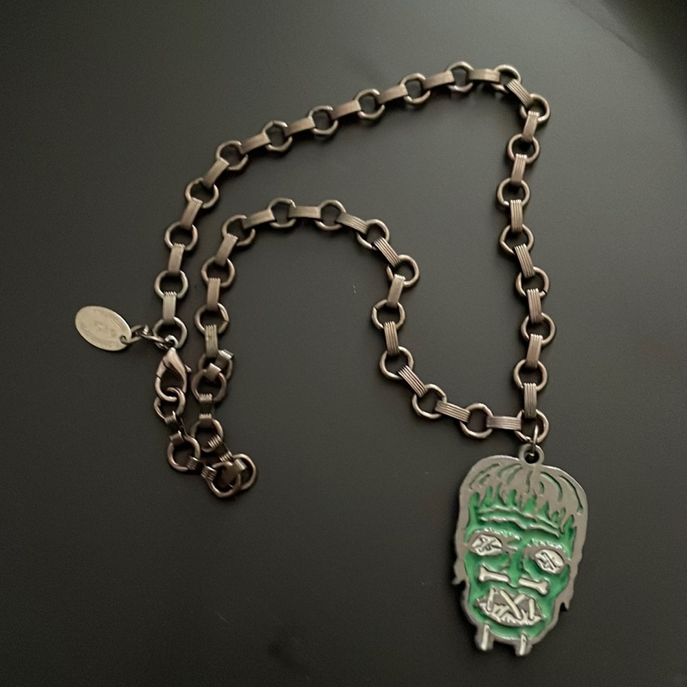 Eldorado Club Shrunken Head Necklace!!! 🔥🔥🔥